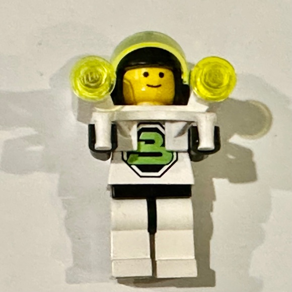 LEGO🚀🧑‍🚀 Blacktron 2 Spaceman Minifigure w/ Jet Pack (sp051 or sp055) - Picture 1 of 16